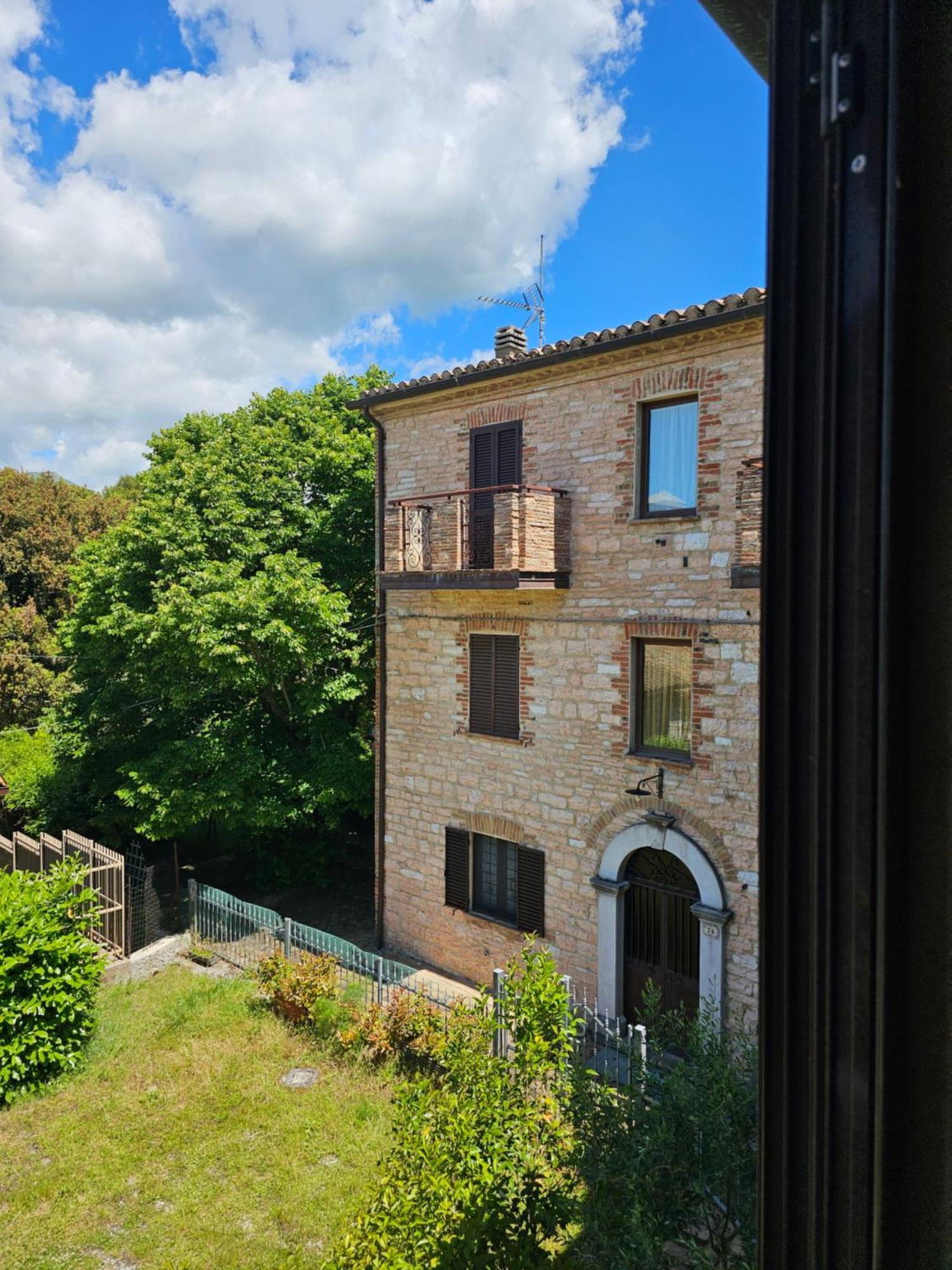 La Rosa Dei Venti - Country House Fossato di Vico Exteriör bild