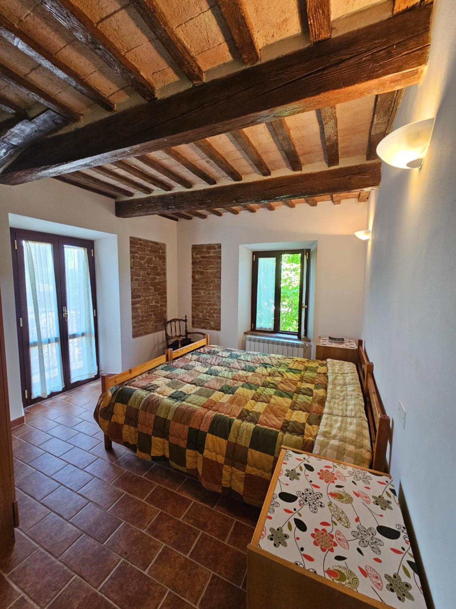 La Rosa Dei Venti - Country House Fossato di Vico Exteriör bild